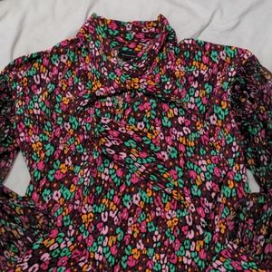 Floral print blouse